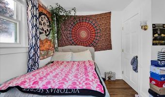 1688 North Ave, Burlington, VT 05408