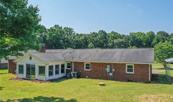 167 Fairway Rd, Advance, NC 27006