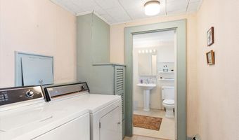 33 Bunker Hill Rd, Auburn, NH 03032