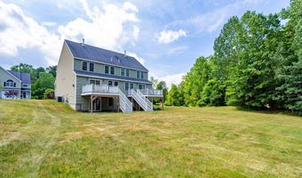 8 Alden Dr 8, Berlin, MA 01503