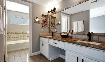 37222 N TOM DARLINGTON Dr 12, Carefree, AZ 85377