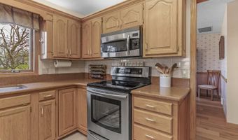 3988 N Farm Road 35, Ash Grove, MO 65604
