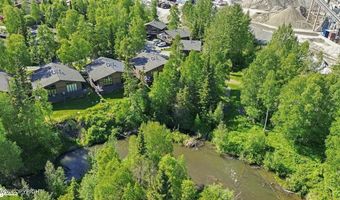 7207 Foxridge Cir #D-4, Anchorage, AK 99518