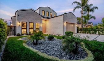 16711 Moorpark St, Encino, CA 91436