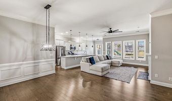 893 Deepwood Ct, Boiling Springs, SC 29316