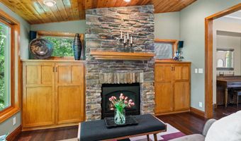 4309 Colleen Ct, Arden Hills, MN 55112