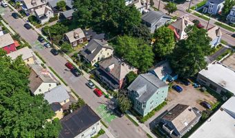 72 Lakeview Ter Unit D, Burlington, VT 05401