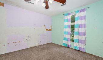 427 Morgan Ave, Aurora, MO 65605