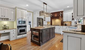 2410 Black Swan Ln NW, Acworth, GA 30101