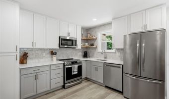 7061 Aliceton Ave, Affton, MO 63123