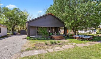 327 E 16th St, Baxter Springs, KS 66713