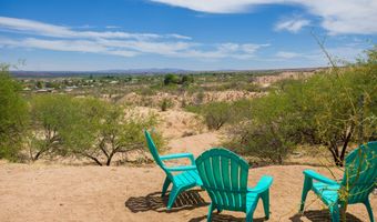 370 E Silverwood Ln, Benson, AZ 85602