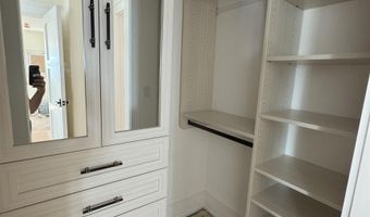 281 7th St, Avalon, NJ 08202
