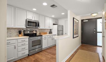 403 N EDGEWATER HOUSE Rd 403N, Bethany Beach, DE 19930