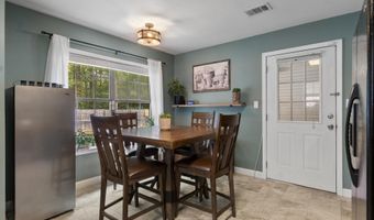 345 Meadow Creek Dr, Benton, AR 72015