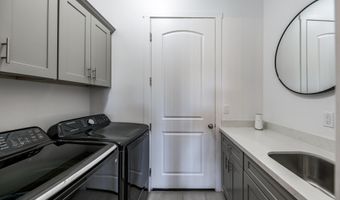 11780 Pegasus Rd, Bellemont, AZ 86015