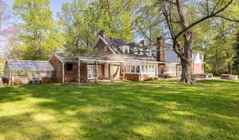 1409 Old Harrods Creek Rd, Anchorage, KY 40223