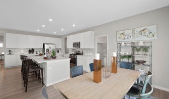 348 W Point Cir, Algonquin, IL 60102