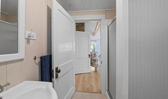 65 Lakeview Ave, Bristol, NH 03222
