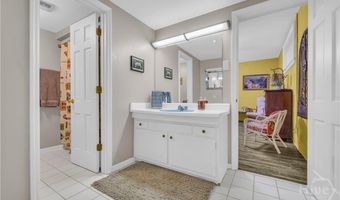 155 Devereux Dr, Athens, GA 30606