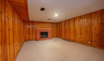 2035 Thornhill Dr, Akron, OH 44313