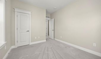2567 Kingston St, Aurora, CO 80010