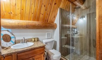 86 Smith Point Rd, Alton, NH 03810