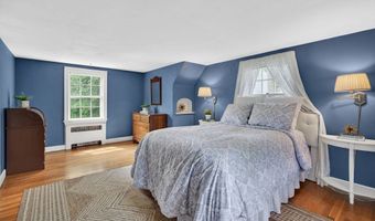 9 Stratford Rd, Andover, MA 01810