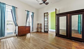 206 Main St, Bay St. Louis, MS 39520