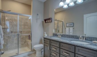 68 CRESTHAVEN Ln, Dover, DE 19901
