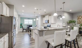 114 Green Ivy Ct, Camden, SC 29020