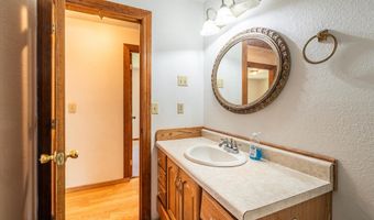 1135 1ST St NE, Bandon, OR 97411