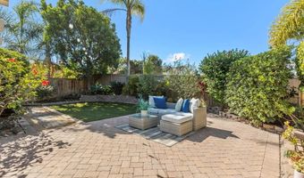 3305 Vivienda Cir, Carlsbad, CA 92009