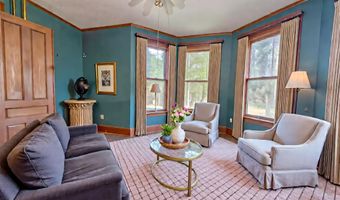 31 Franklin St, Belfast, ME 04915