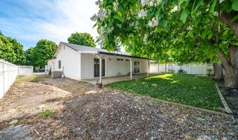 3621 Culwood Ln, Anderson, CA 96007