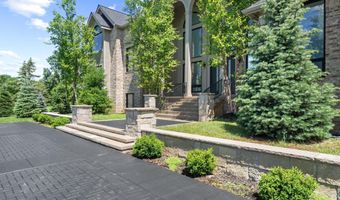 5636 Meadow Ln, Ann Arbor, MI 48105