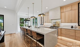 1412 Lyon Ct, Charlotte, NC 28205
