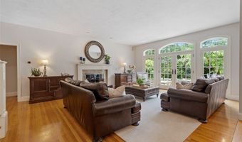 98 Fox Run Rd, Bolton, MA 01740