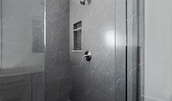 32 Gypsum Ln 30, Chester, NH 03036