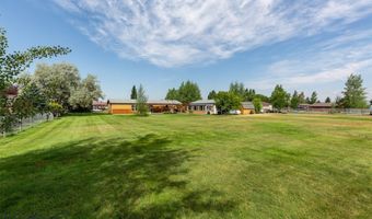 190 Tracy Ann Dr, Belgrade, MT 59714