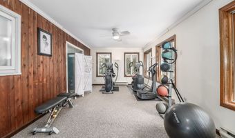 5 Bayberry Dr, Brookfield, CT 06804