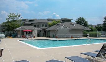 2102 CHESAPEAKE HARBOUR Dr E, Annapolis, MD 21403
