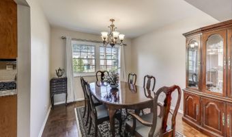 206 W Hintz Rd, Arlington Heights, IL 60004