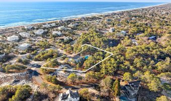 54 Sand Castle Ln, Amagansett, NY 11930