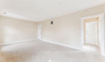 973 POWHATAN St, Alexandria, VA 22314