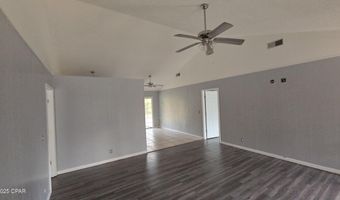 632 Carver Cir, Alford, FL 32420