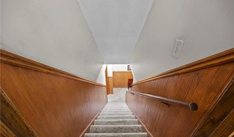 1724 Chatham Ave, Arden Hills, MN 55112
