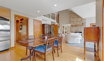 575 Lane 100 Pine Canyon Lk, Angola, IN 46703