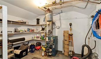 608 Black Plain Rd, North Smithfield, RI 02896