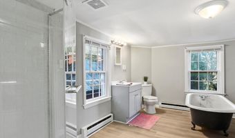 40 N MAIN St, Boonsboro, MD 21713